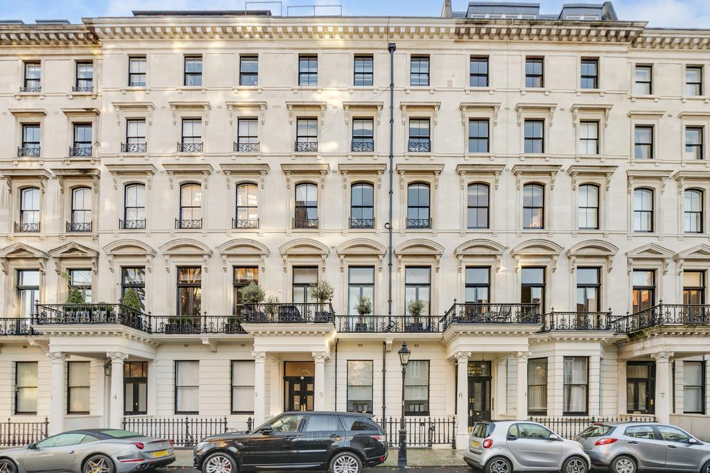 Ennismore Gardens5,Flat7-12