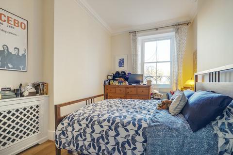 undefined, Ennismore Gardens, Knightsbridge SW7