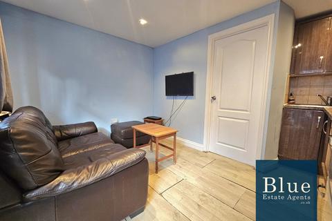 undefined, Unwin Avenue, Feltham, TW14
