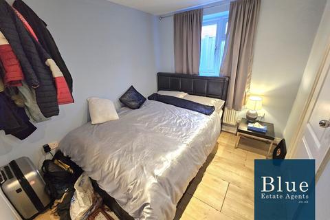 undefined, Unwin Avenue, Feltham, TW14