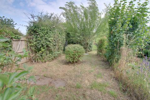 3 bedroom semi-detached house to rent, Norwood Road, March PE15