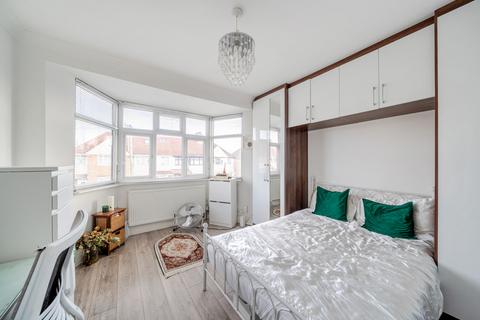 4 bedroom terraced house for sale, St. Pauls Avenue, Harrow HA3