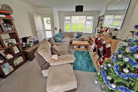 3 bedroom semi-detached house for sale, Japonica Close, Shoreham-by-Sea BN43