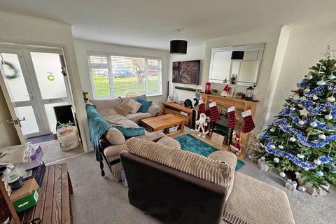 3 bedroom semi-detached house for sale, Japonica Close, Shoreham-by-Sea BN43