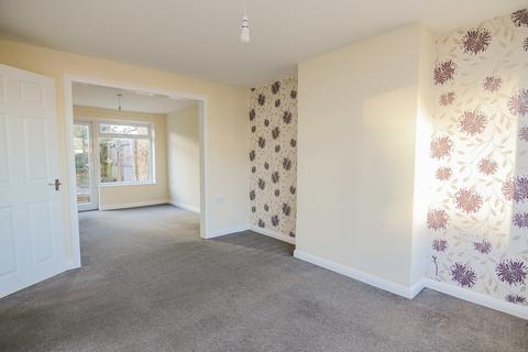 undefined, Mendip Rise, Locking