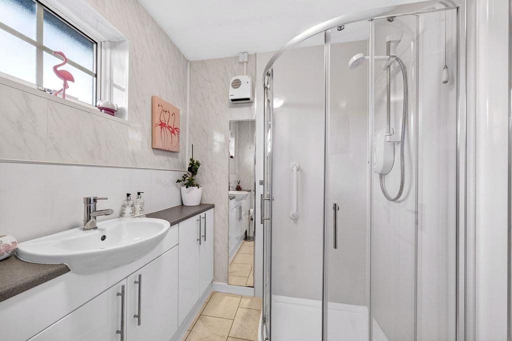 Shower Room / WC