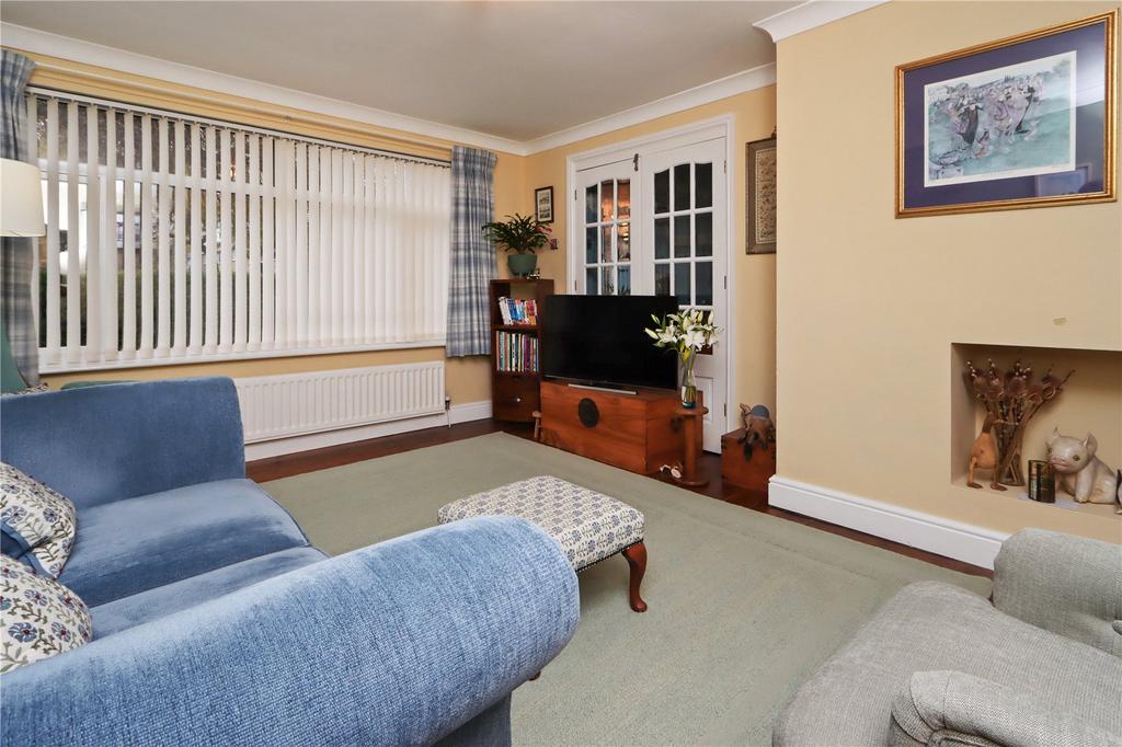 Living Room Pic 2