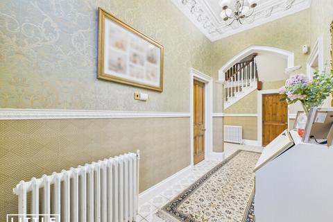 6 bedroom semi-detached house for sale, Cowley Hill Lane, St. Helens, WA10