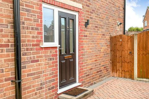 2 bedroom semi-detached house for sale, Beauchamp Avenue, Kidderminster, Worcestershire, DY11