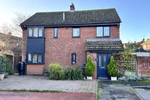 4 bedroom detached house for sale, The Park, North Muskham, Newark