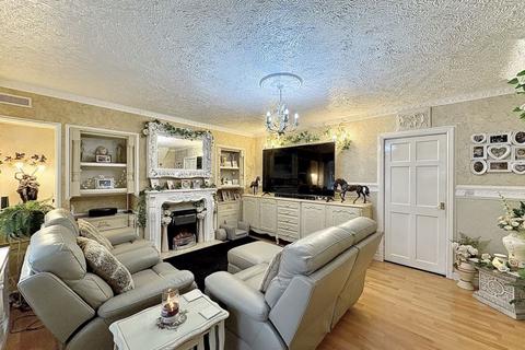undefined, Russell Road, Bilston, WV14 6NS