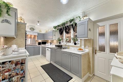 undefined, Russell Road, Bilston, WV14 6NS