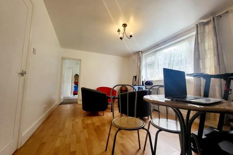 undefined, Holly Lodge, 7 Wisteria Road, London