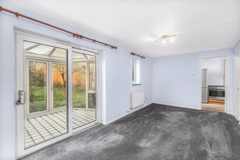 undefined, Conifer Rise, Banbury