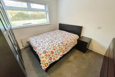 1 bedroom bungalow for sale, Shalfleet Close, Bolton