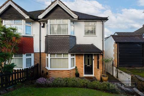 Hyde Road, Sanderstead