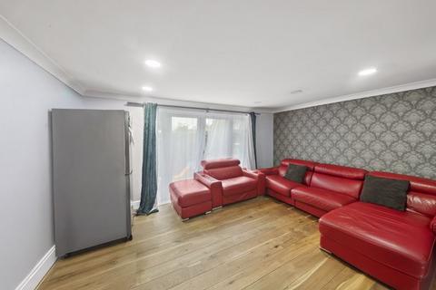 undefined, Harrogate Court, Langley