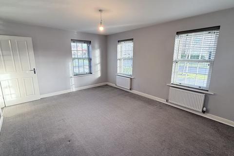 3 bedroom detached house to rent, Somning Close, Alconbury Weald