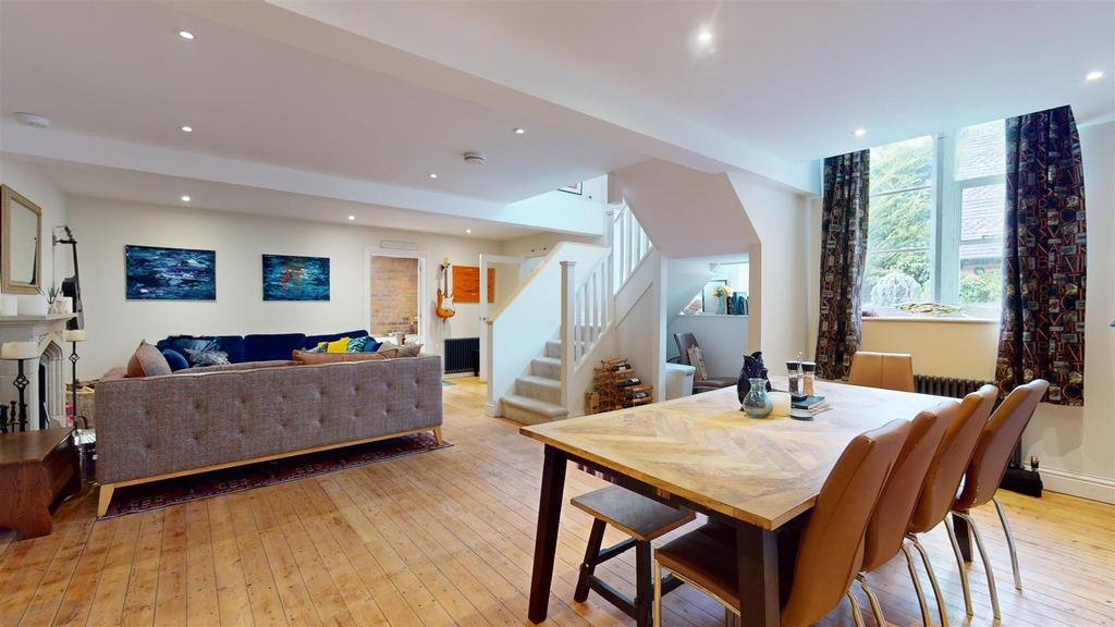 2 The Old School, Vicarage Road, Dining room and L
