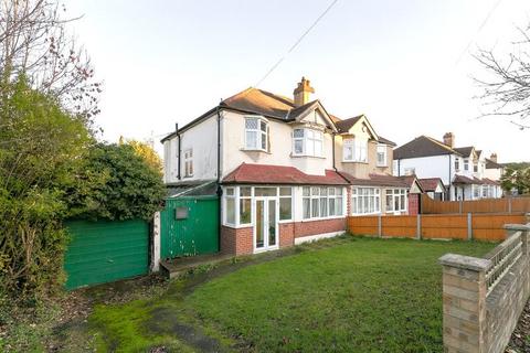 3 bedroom semi-detached house for sale, Mount Park, Carshalton