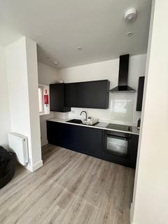 2 bedroom flat to rent, Wildman Street, Nottingham NG7
