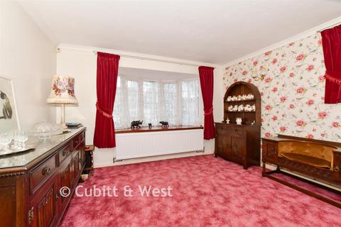 undefined, Grattons Drive, Crawley RH10
