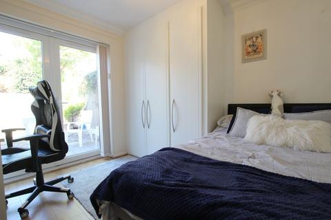 5 bedroom semi-detached house to rent, Available SEPT 2026 - Student Rooms - Nuffield Close