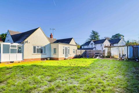 22 Westhall Park, Warlingham, Surrey, CR6 9HS