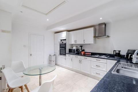 undefined, 22 Westhall Park, Warlingham, Surrey, CR6 9HS