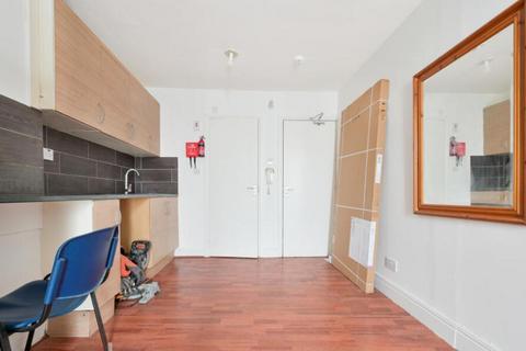 undefined, Camberwell Church Street, Denmark Hill, Peckham, London, SE5 8QU
