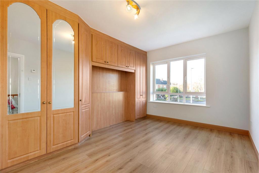 52 Hazelbury Green
