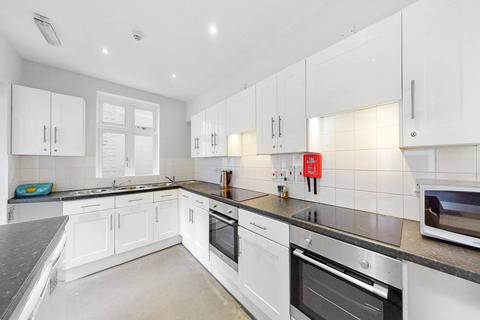 Apartment to rent, Old Gloucester Street, WC1N