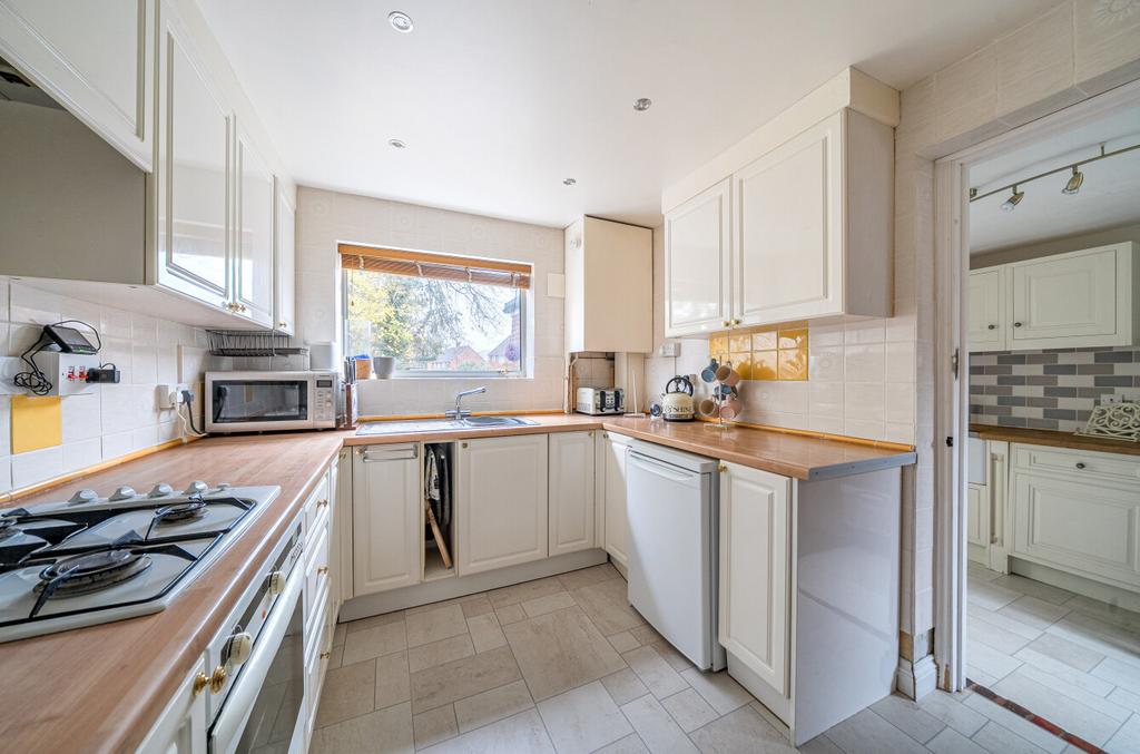 1381743-7-692d89b...