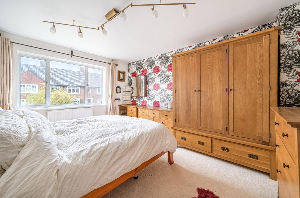 1381743-13-692d89...