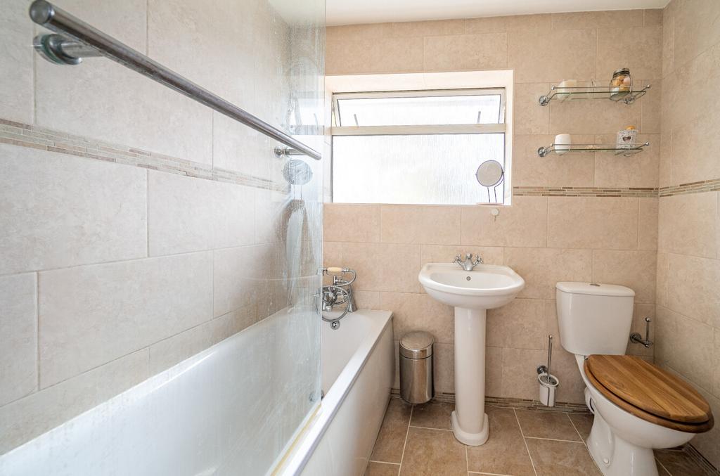 1381743-14-692d8a...