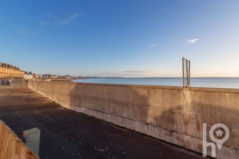 2 bedroom end of terrace house for sale, Marine Parade, Sheerness ME12