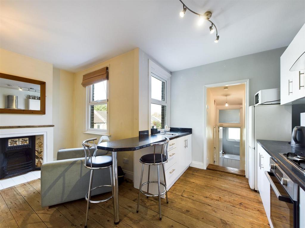 CAM01030 G0-PR0028-STILL006.jpg