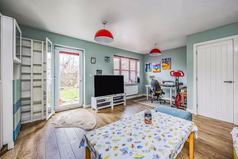3 bedroom end of terrace house for sale, Skylark Avenue, Emsworth