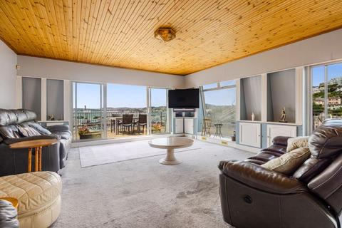 undefined, Victoria Parade, Torquay TQ1