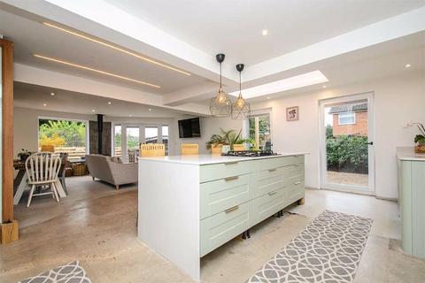 4 bedroom semi-detached house for sale, Small Ridge, Lichfield WS13