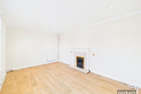 undefined, Howth Drive, Reading RG5