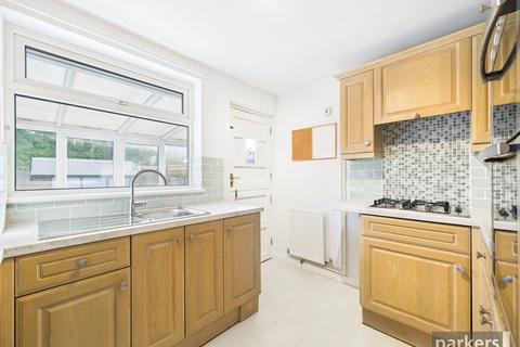 undefined, Howth Drive, Reading RG5
