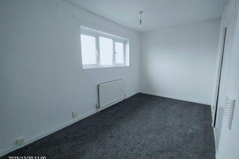 2 bedroom semi-detached house for sale, Kinross Avenue, Leicester