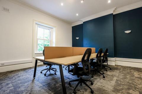 Office to rent, First Ave Newcastle Under Lyme ST5 8QX