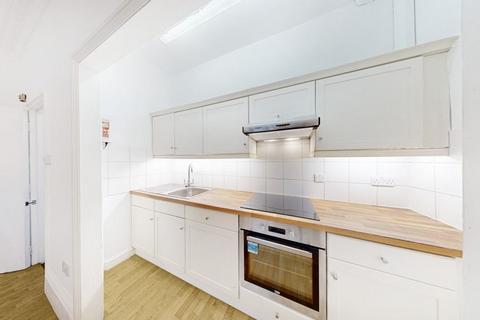 4 bedroom flat to rent, NW5