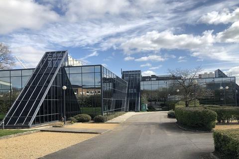 Office to rent, First Ave Swindon SN5 6QU