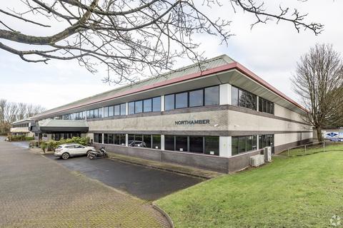 Warehouse to rent, Pagoda Park Swindon SN5 7YT