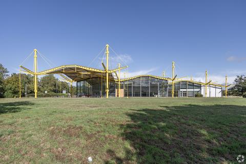 Warehouse to rent, Rivermead Dr Swindon SN5 7UT