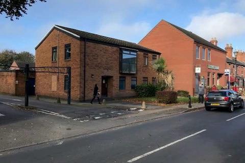 Mixed use to rent, 30 High St Wolverhampton WV6 8QT