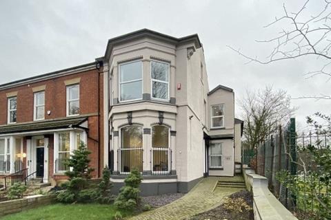 Office to rent, 185 Chorley New Rd Bolton BL1 4QZ